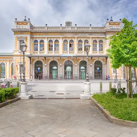 Apartment Mihaela - Charme Near The Station